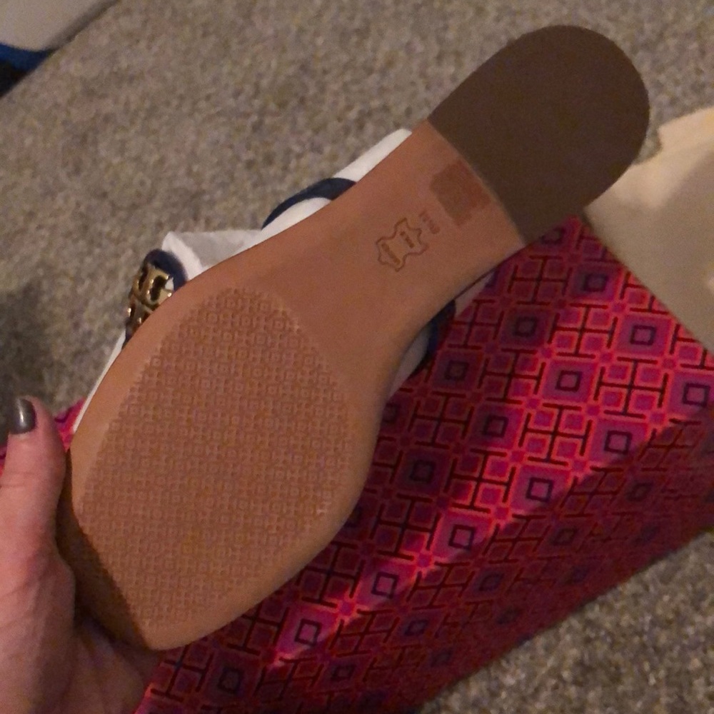 Tory Burch mini Miller sandals. 6.5 - Picture 4 of 5